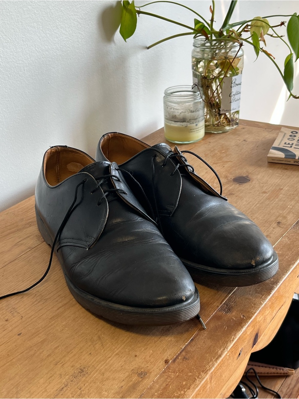 Original Dr. Martens black classic shoes #vintage #drmartens